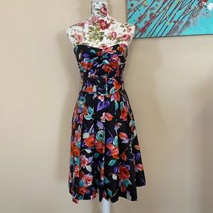 Floral express designs dress size small